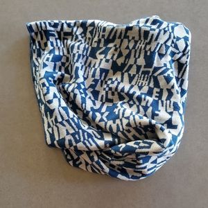 Oiselle infinity scarf
